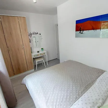 Apartment Amazing In With Wifi